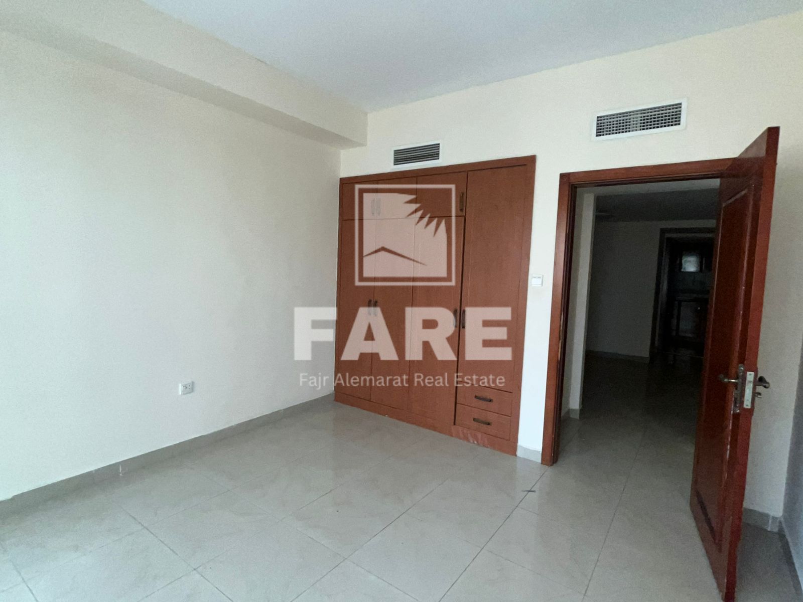 Iycxbo9YtD8YoZi0or9LXnhXWlBqZ0kaAEJ5NOeDmarkScale62markAligncentercentermarkAlpha0