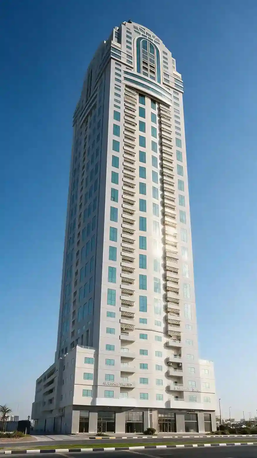Borj Almarwa 3 building in Sharjah - FARE.